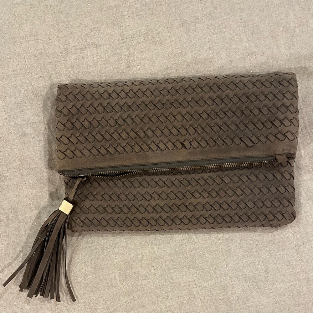 Crotchet gray clutch